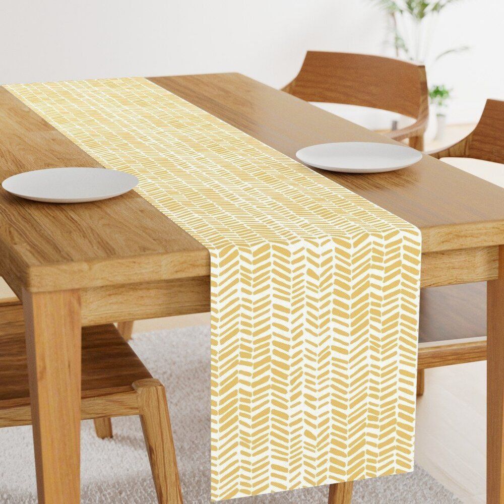SIMPLY ENVOGUE Table Runner White with Yellow Mustard Chevrons 66 X 13.25 inches